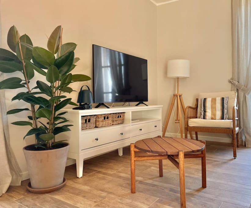 Il Noce Lake View Apartment 레체노 외부 사진